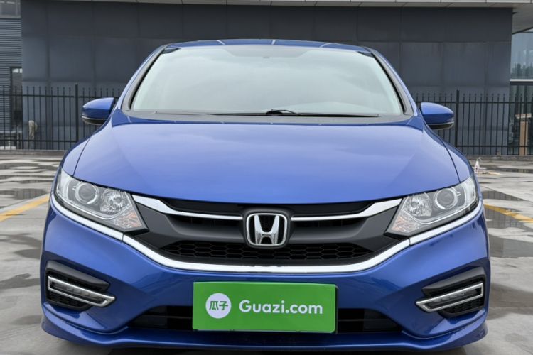 Used Honda Jade 2017 1.8L automatic Comfort version 5 seats
