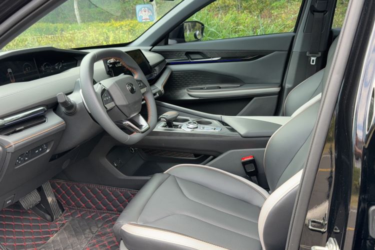 Used CHANGAN UNI-V 2023 1.5T Prestige Model Left Front Seat