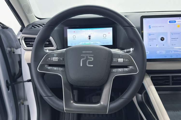 Used BYD Yuan UP 2024 401KM Beyond Edition Interior 1