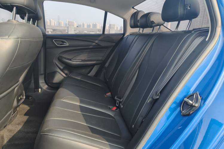 Used Roewe i5 2020 1.5L Automatic 4G Connect Luxury Flagship Edition