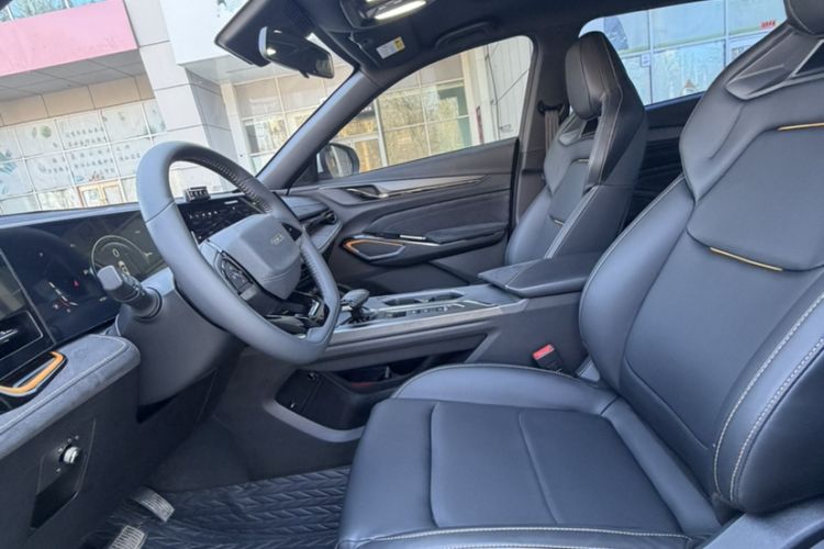 Used CHANGAN OSHAN X5 PLUS 2023 Revised 1.5T DCT Excellence Edition
