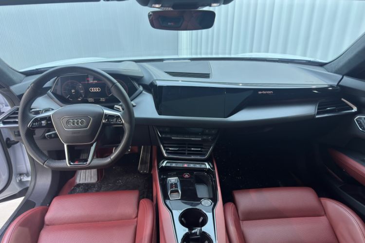 Used Audi RS e-tron GT 2023 Basic Model
