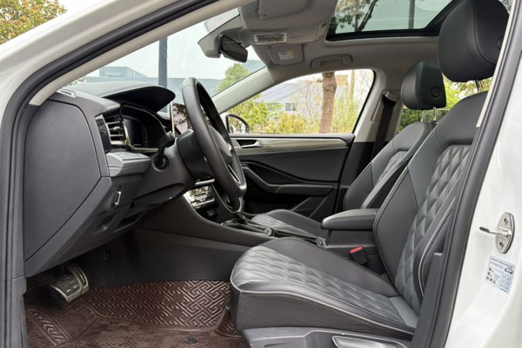 Used Volkswagen Sagitar 2023 280TSI DSG Excellence Plus Edition Left Front Seat