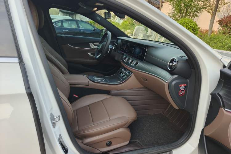 Used Mercedes-Benz E-Class 2022 E 300 L Sporty and Stylish Model Right Front Seat