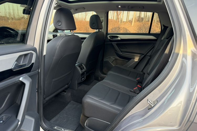 Used Volkswagen Tayron 2019 330TSI Two-Wheel Drive Luxury Model China VI Standard Interior 1