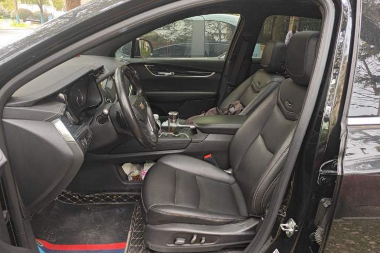 Used Cadillac XT5 2023 2.0T Two-Wheel-Drive Fashion Edition
