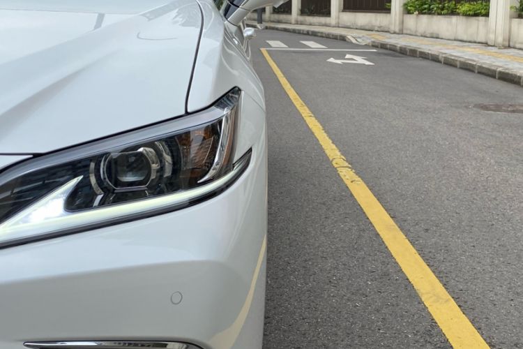 Used Lexus ES 2024 200 Premium Edition