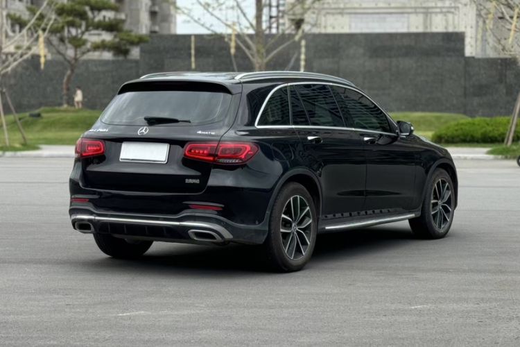 Used Mercedes-Benz GLC 2020 Facelift GLC 260 L 4MATIC Luxury Edition
