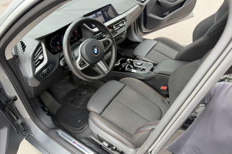Used BMW 2 Series 2023 225i Four-Door Coupe M Sport Package Interior 5