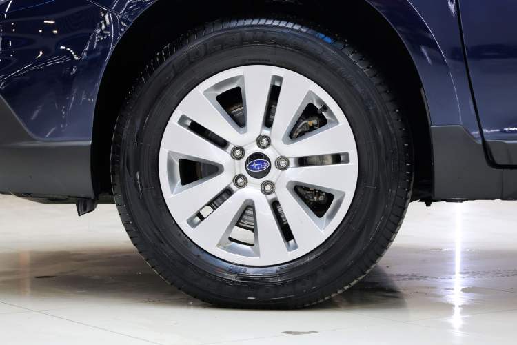 Used Subaru Outback 2017 2.5i Luxury Navigation Edition
