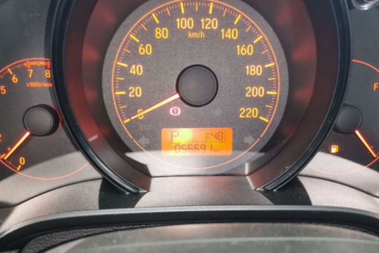 Used Honda Fit 2018 1.5L CVT Comfort Sunroof Version