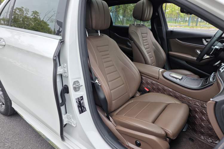 Used Mercedes-Benz E-Class 2021 Facelift E 260 L Sport Edition Right Front Seat