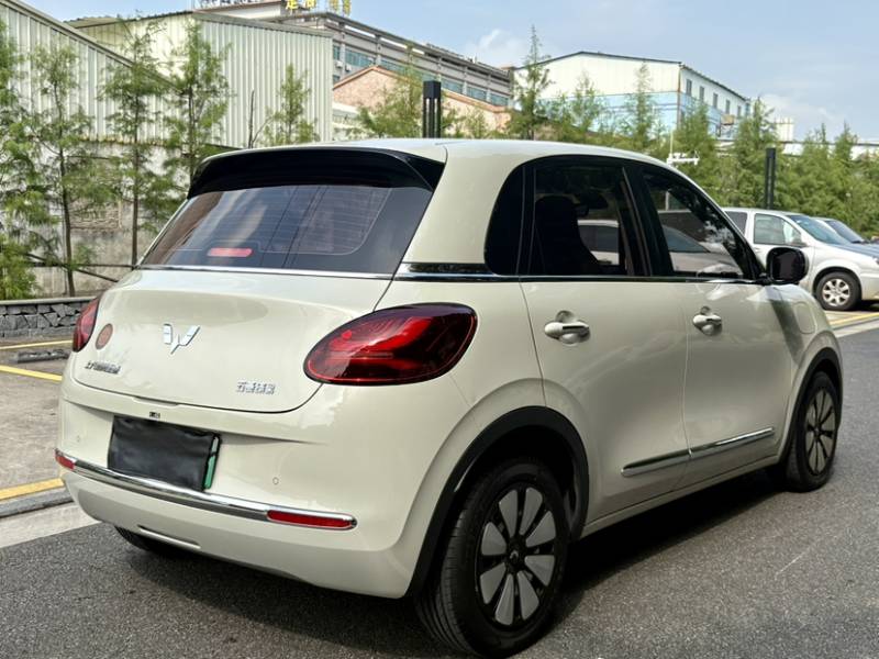 Used Wuling Bingo 2023 333 km Lingxi Connected+ Version — 30