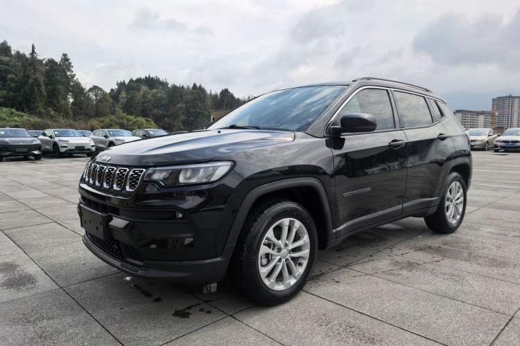Used Jeep Compass 2021 220T Automatic Leading Edition