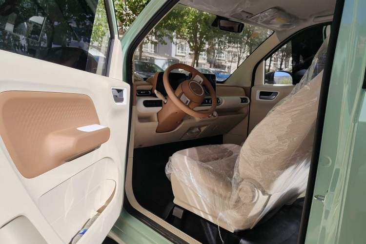 Used Wuling Hongguang MINIEV 2024 3rd Generation 215km Youth Edition