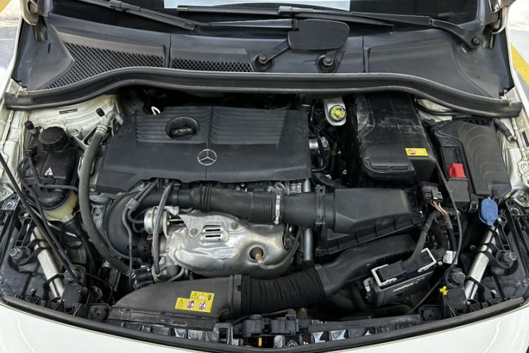 Used Mercedes-Benz B-Class 2015 B 200 Fashion Model