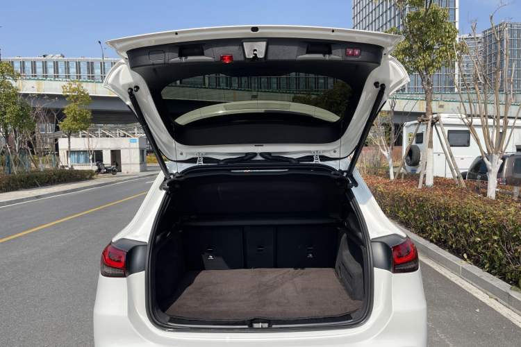 Used Mercedes-Benz GLA 2022 Second Facelift GLA 200
