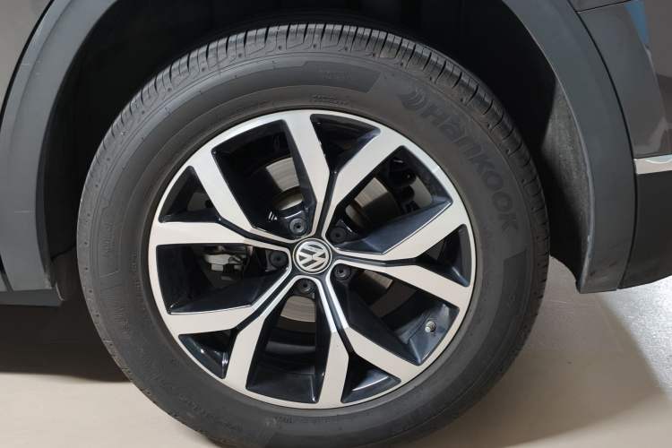 Used Volkswagen Teramont 2020 330TSI Two-Wheel-Drive Luxury Edition China VI Standard
