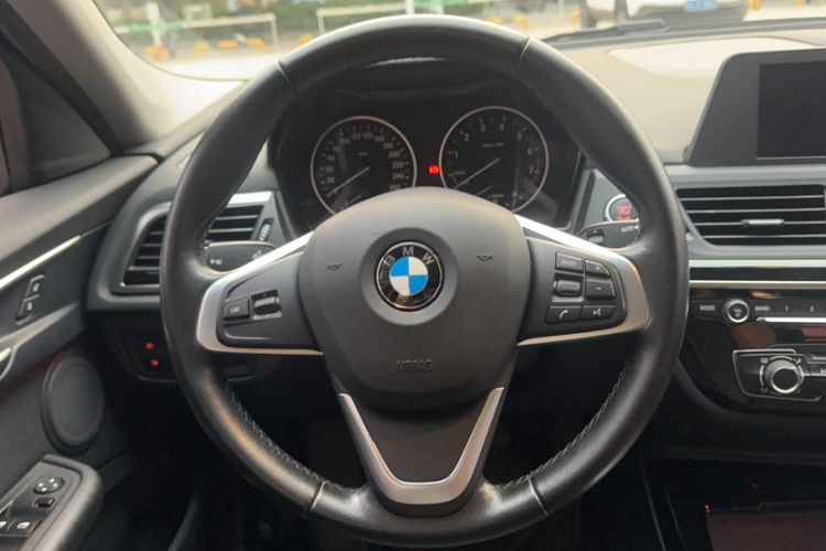 Used BMW 1 Series 2017 118i Sport Edition Steering Wheel