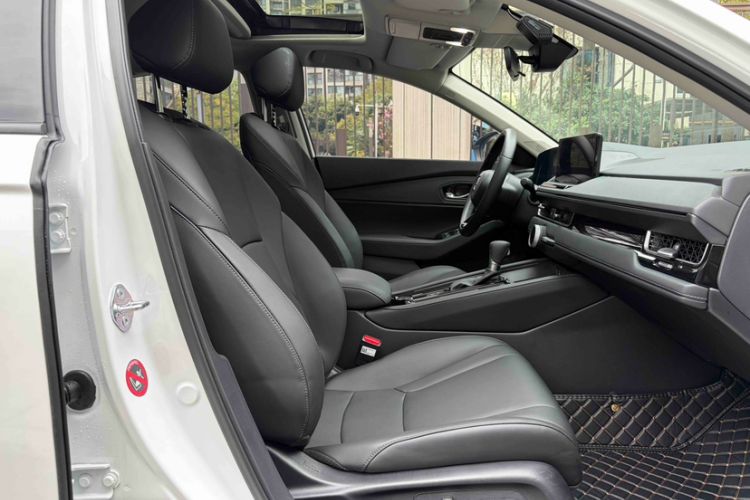 Used Honda Inspire 2024 260TURBO Elite Edition Right Front Seat