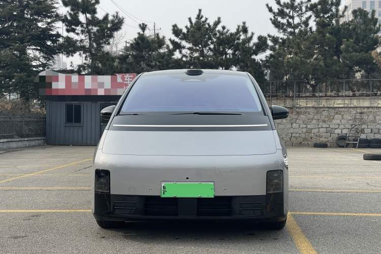 Used Li Auto MEGA 2025 Home Family Special Edition