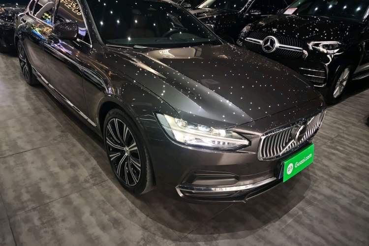 Used Volvo S90 2023 B5 Zhiyuan Luxury Edition