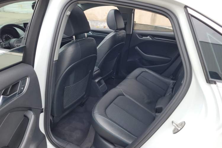 Used Audi A3 2019 Limousine 35 TFSI Fashion Edition China V standard