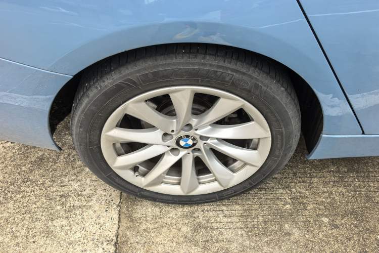 Used BMW 3 Series GT 2018 320i Sport Edition
