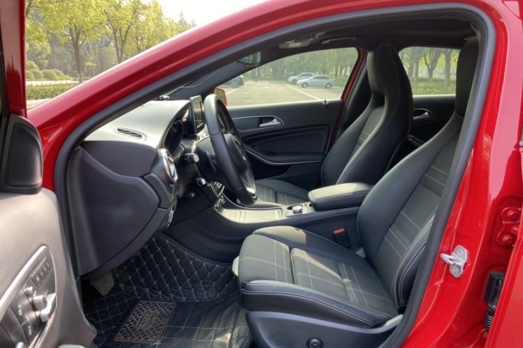 Used Mercedes-Benz A-Class 2016 A 200 Fashion Model