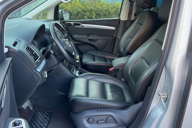 Used Volkswagen Sharan 2018 Revised Version 380TSI Comfort Edition 7-Seater
