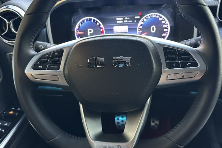 Used BAIC Off-Road BJ40 2023 2.0T Automatic Four-Wheel Drive Urban Hunter Edition Chivalrous Type