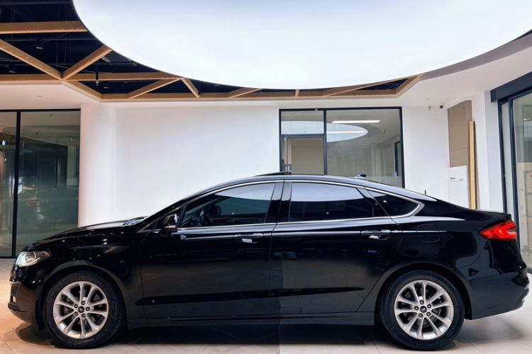 Used Ford Mondeo 2020 EcoBoost 180 Stylish Model
