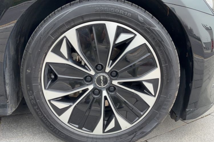 Used BYD Seal 2022 550 km Standard Range Rear-Wheel Drive Prestige Version
