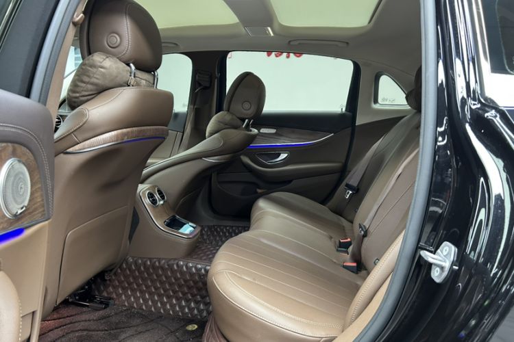 Used Mercedes-Benz E-Class 2023 Updated E 300 L Fashion Edition
