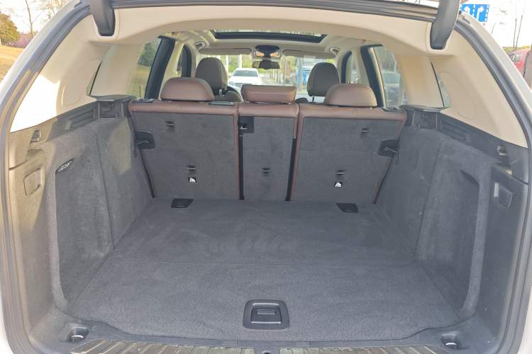 Used BMW iX3 2021 Updated Leading Type Interior 4