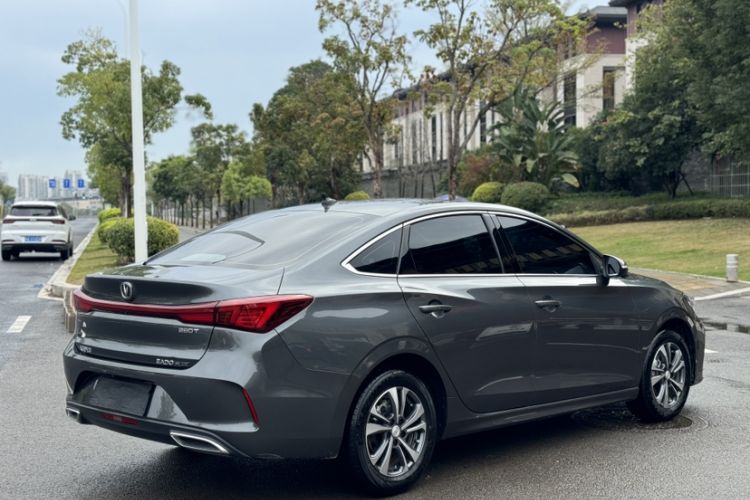 Used Changan Eado 2023 Changan Edition PLUS Blue Whale NE 1.4T GDI DCT Prestige Version
