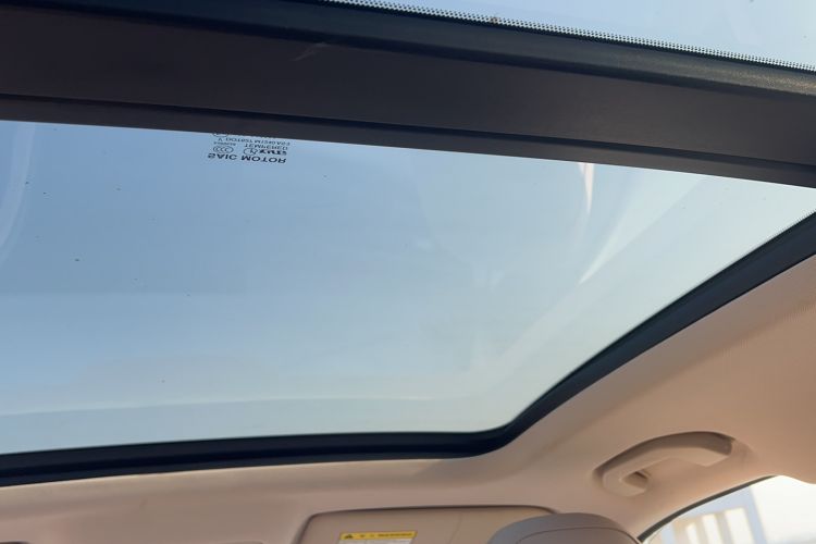 Used Roewe D5X DMH 2024 135 Tech Edition