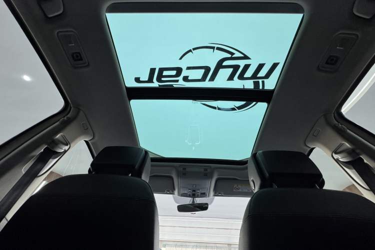 Used Volkswagen Magotan 2017 330TSI DSG Luxury Model
