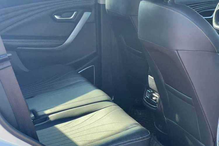 Used JETOUR X70 2019 1.5T DCT Joyride Edition Interior 3