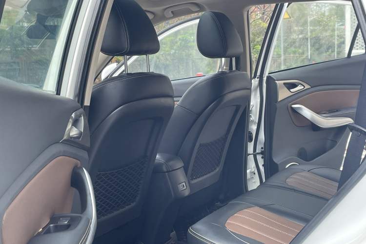 Used BYD Song 2016 GaiShi Edition 1.5TI Manual Elite Model