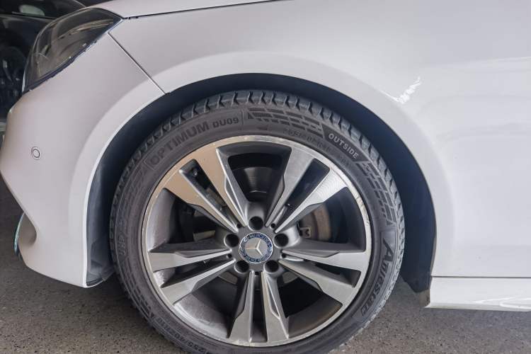 Used Mercedes-Benz E-Class 2015 E 260 L Sport Edition Exterior 8