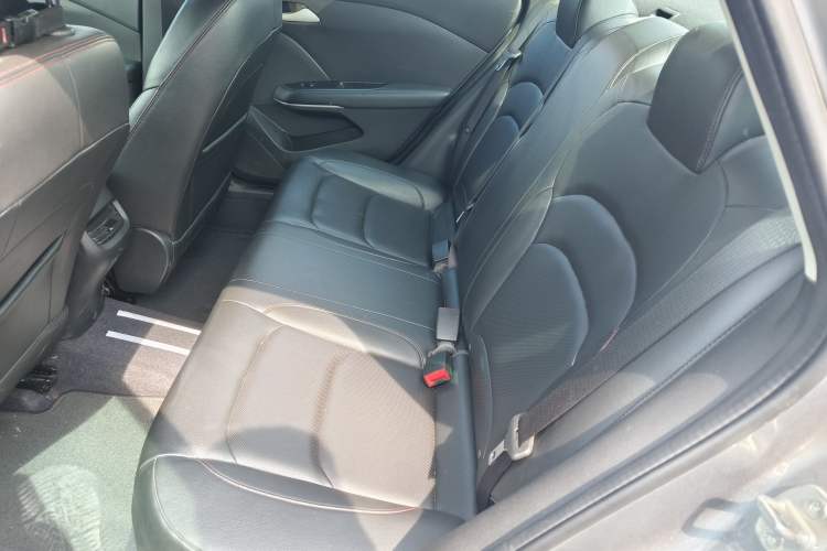 Used Chevrolet Monza 2020 Light Hybrid Redline 320T Dual-Clutch Joyful Edition