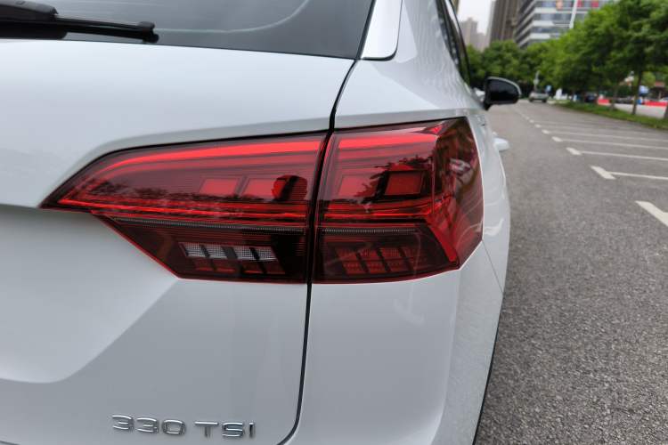 Used Volkswagen Tayron 2020 330TSI Two-Wheel Drive Luxury Smart Connectivity Version