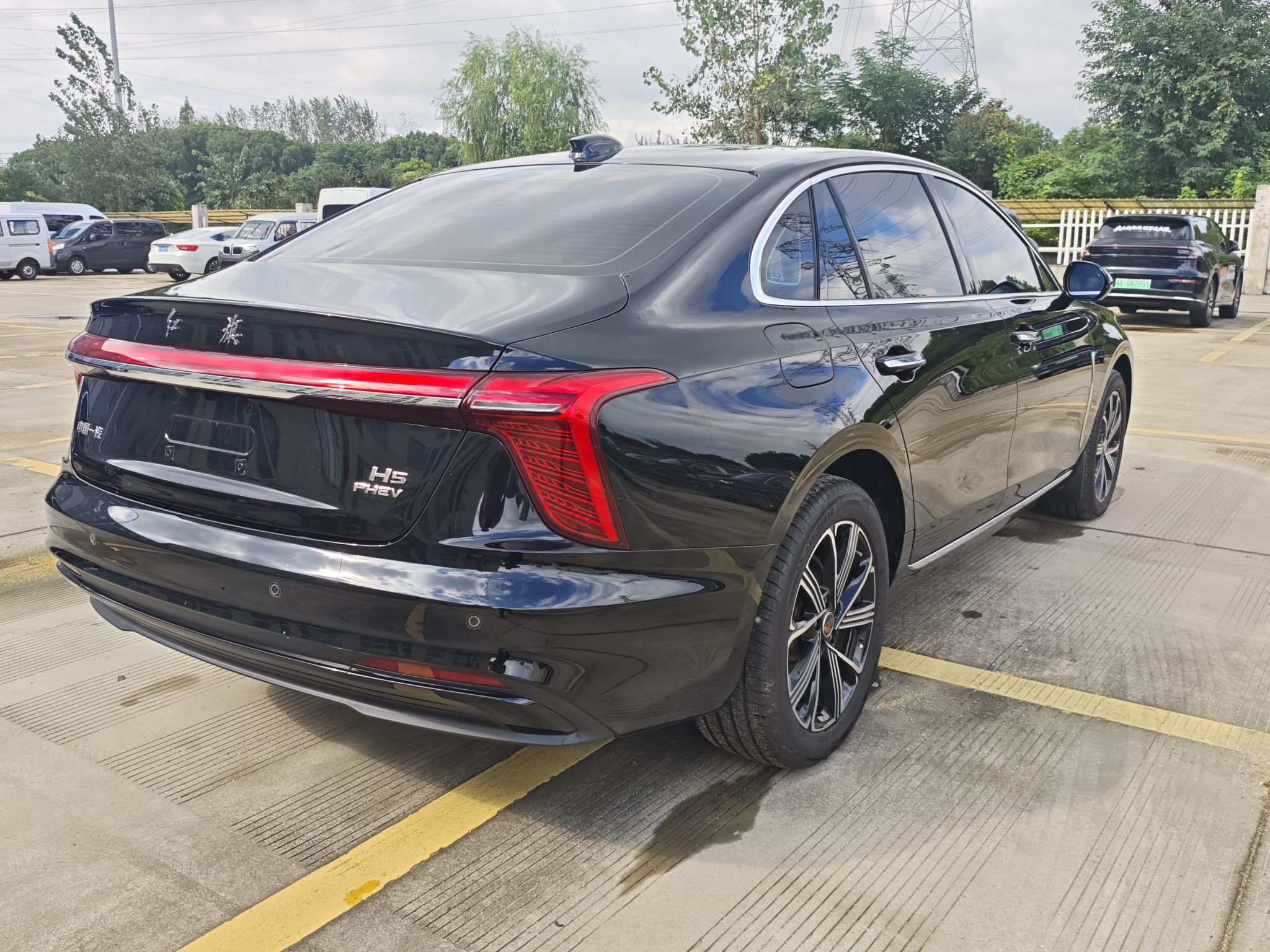 Hongqi H5 PHEV 2025 170 Super Hybrid Version — снимка 14