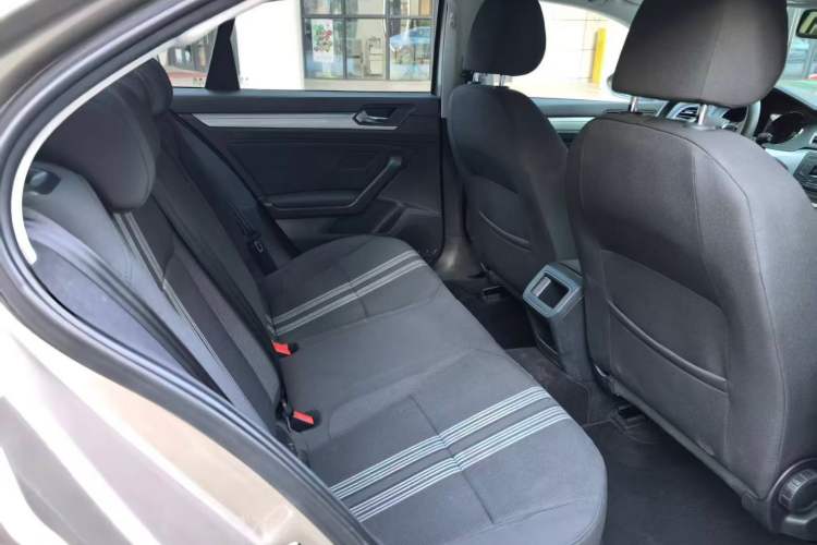 Used Volkswagen Lamando 2017 230TSI DSG Fashion Edition
