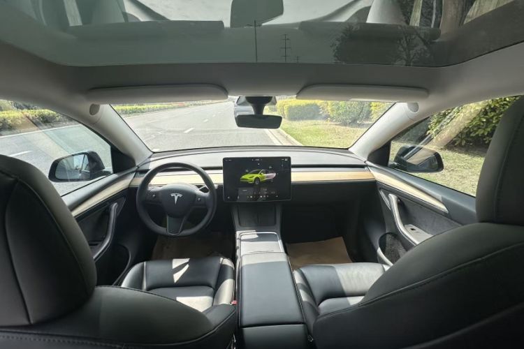 Used Tesla Model Y 2022 Rear-Wheel-Drive Version