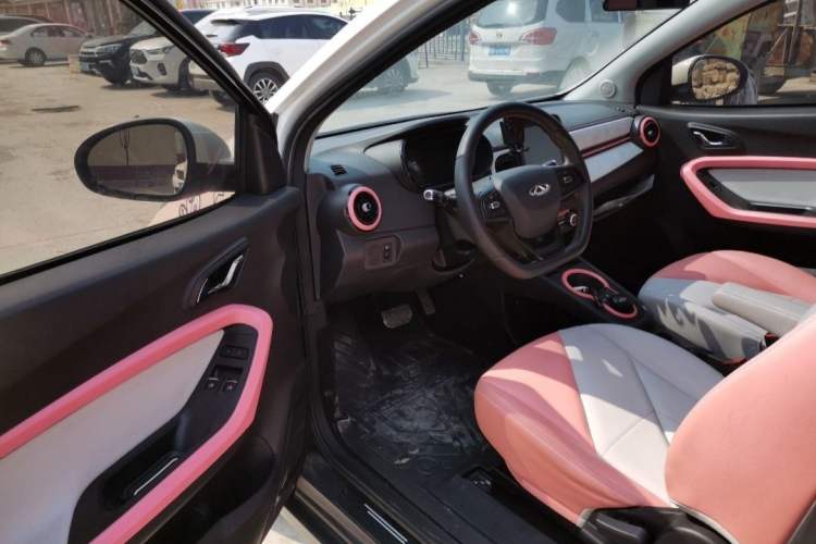 Used Chery New Energy Little Ant 2022 Restyled Version Sweet Pink Edition Half-Sugar Version 28.8 kWh 30 kW 301 km