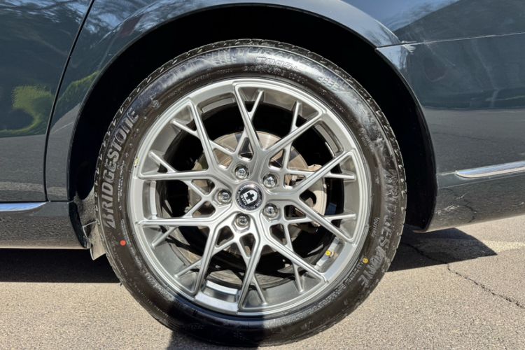 Used Mercedes-Benz E-Class 2019 E 260 L Exterior 6