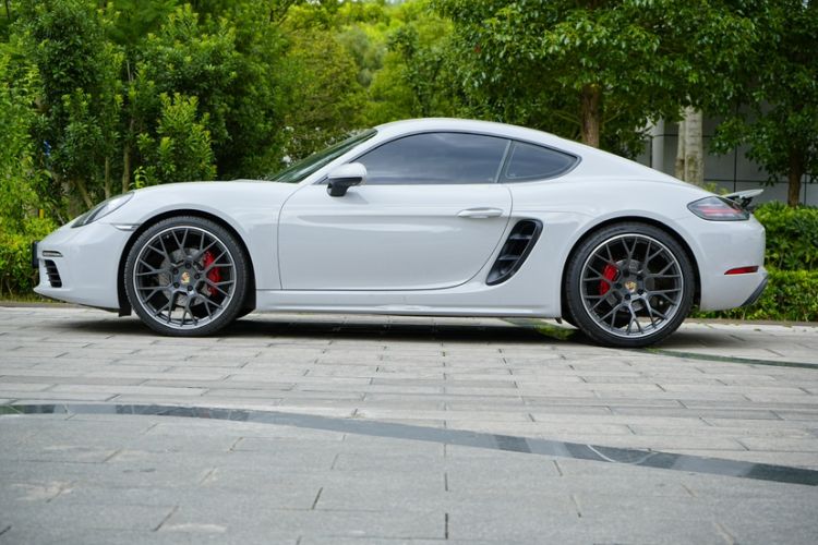 Used Porsche 718 2018 Cayman 2.0T