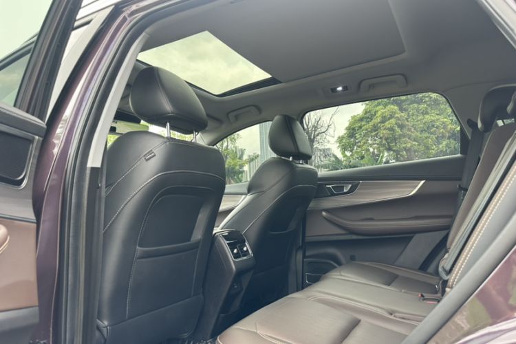 Used Chery Tiggo 8 2019 1.6 TGDI Automatic Prestige Model Interior 4